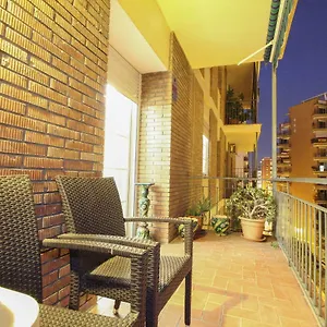 Apartamento Apartamento La Feria, Sevilla